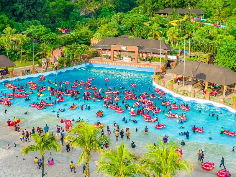Lost World Water Park - Lost World of Tambun Theme Park