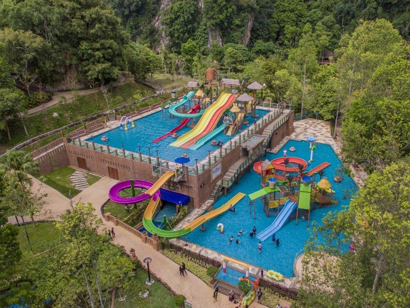 Lost World Water Park - Lost World of Tambun Theme Park